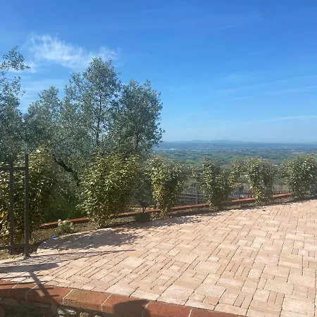 بيت ضيافة Calema 3*